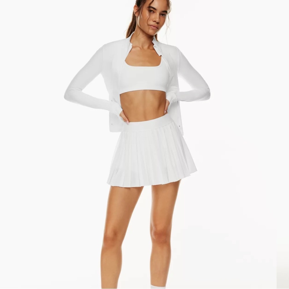 Aritzia TNA Pleated Tennis Skirt